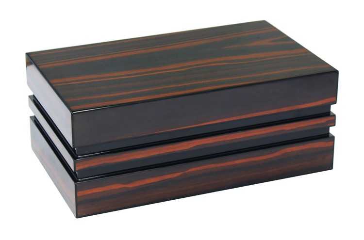 BastionBloc - Ebony Bloc Style desktop humidor (~120 count)