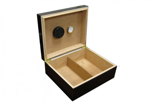 The Chalet desktop humidor in Black finish (~25-50 count)
