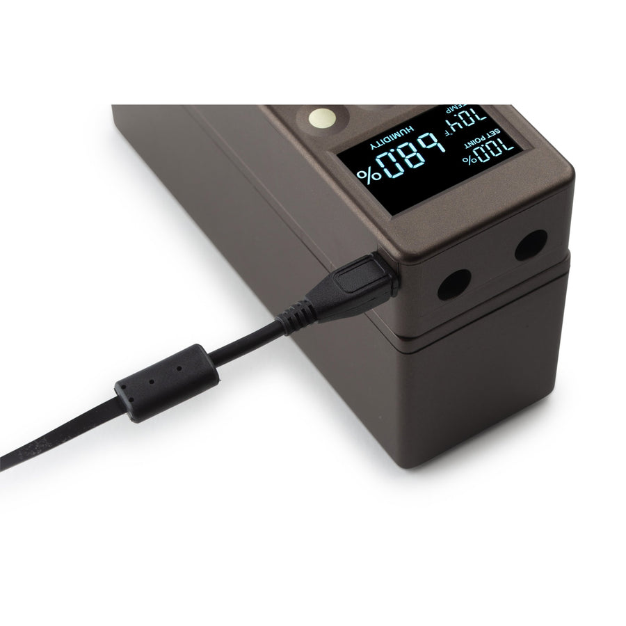 Cigar Oasis - Plus 3.0 | Large electronic humidification device (upto 1,000-cigars)